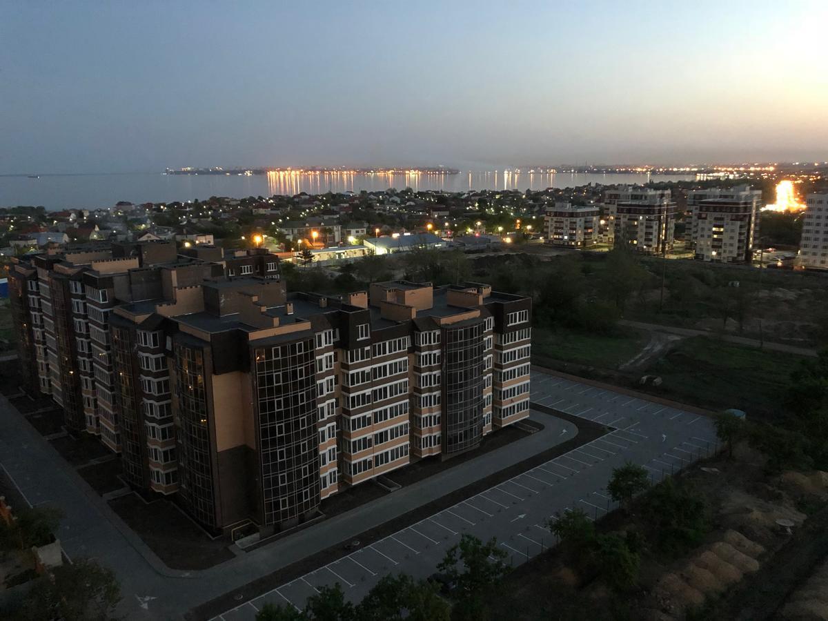 Zhemchuzhnie Apartments On Marselskaya Oldenburg Bagian luar foto