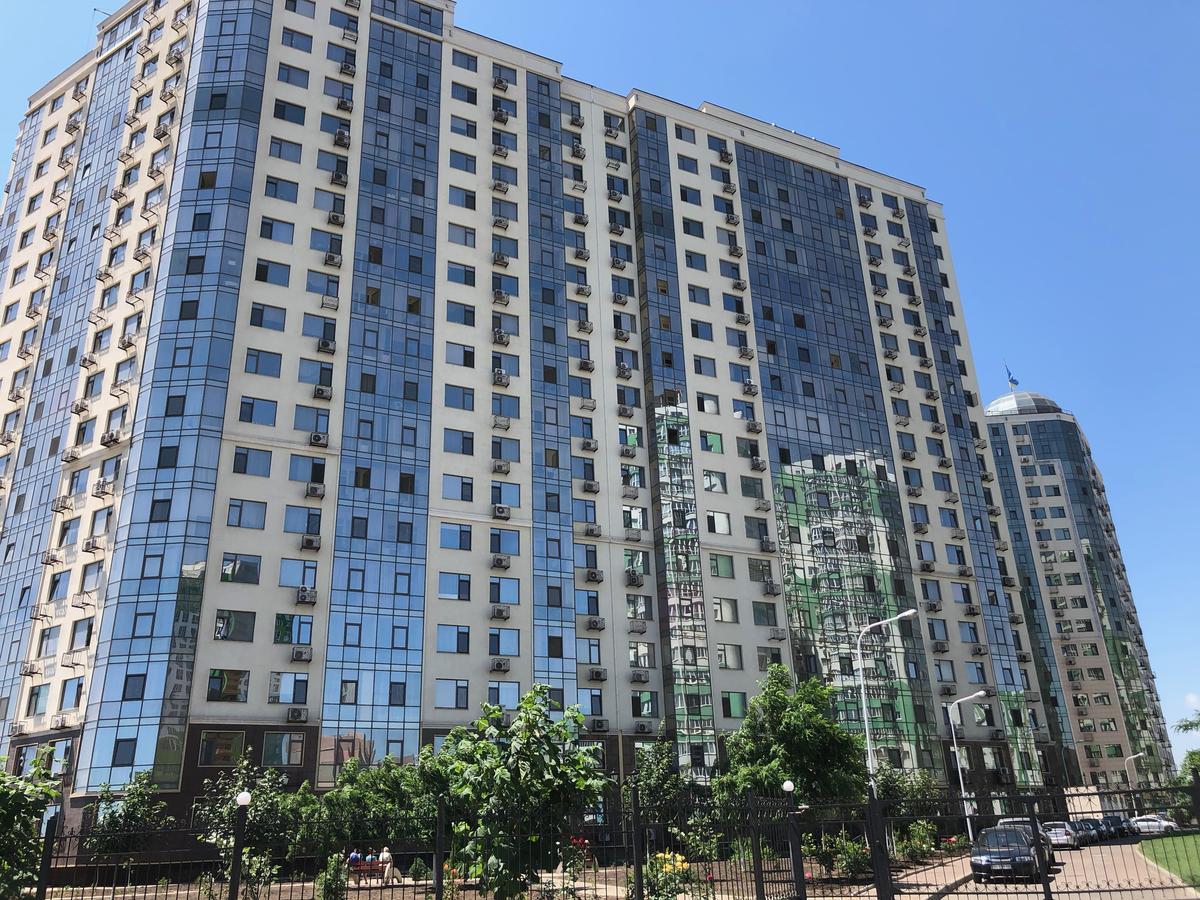 Zhemchuzhnie Apartments On Marselskaya Oldenburg Bagian luar foto